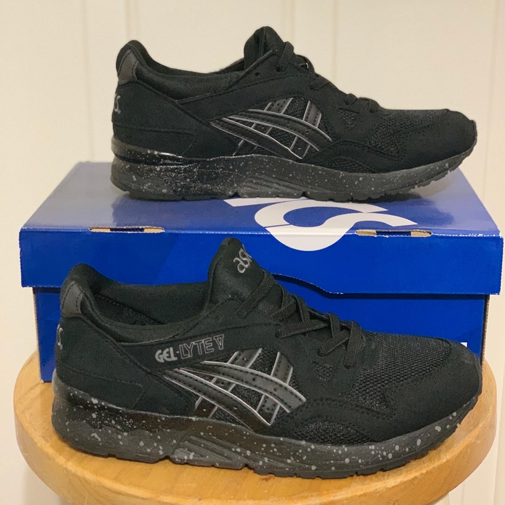 Boys ASICS Sneakers